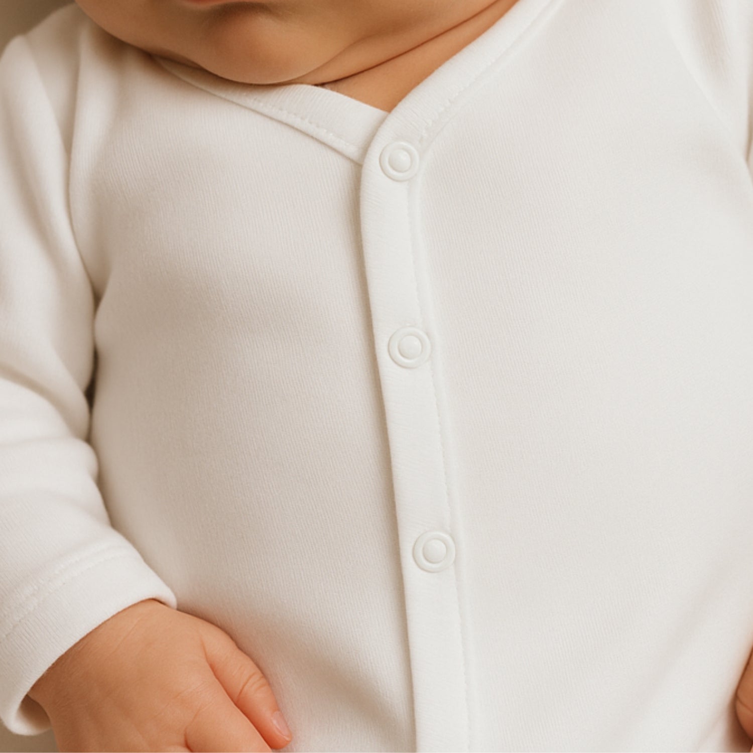 Macacão de Bebê com Pé em Algodão Orgânico Cru Pipo Kids